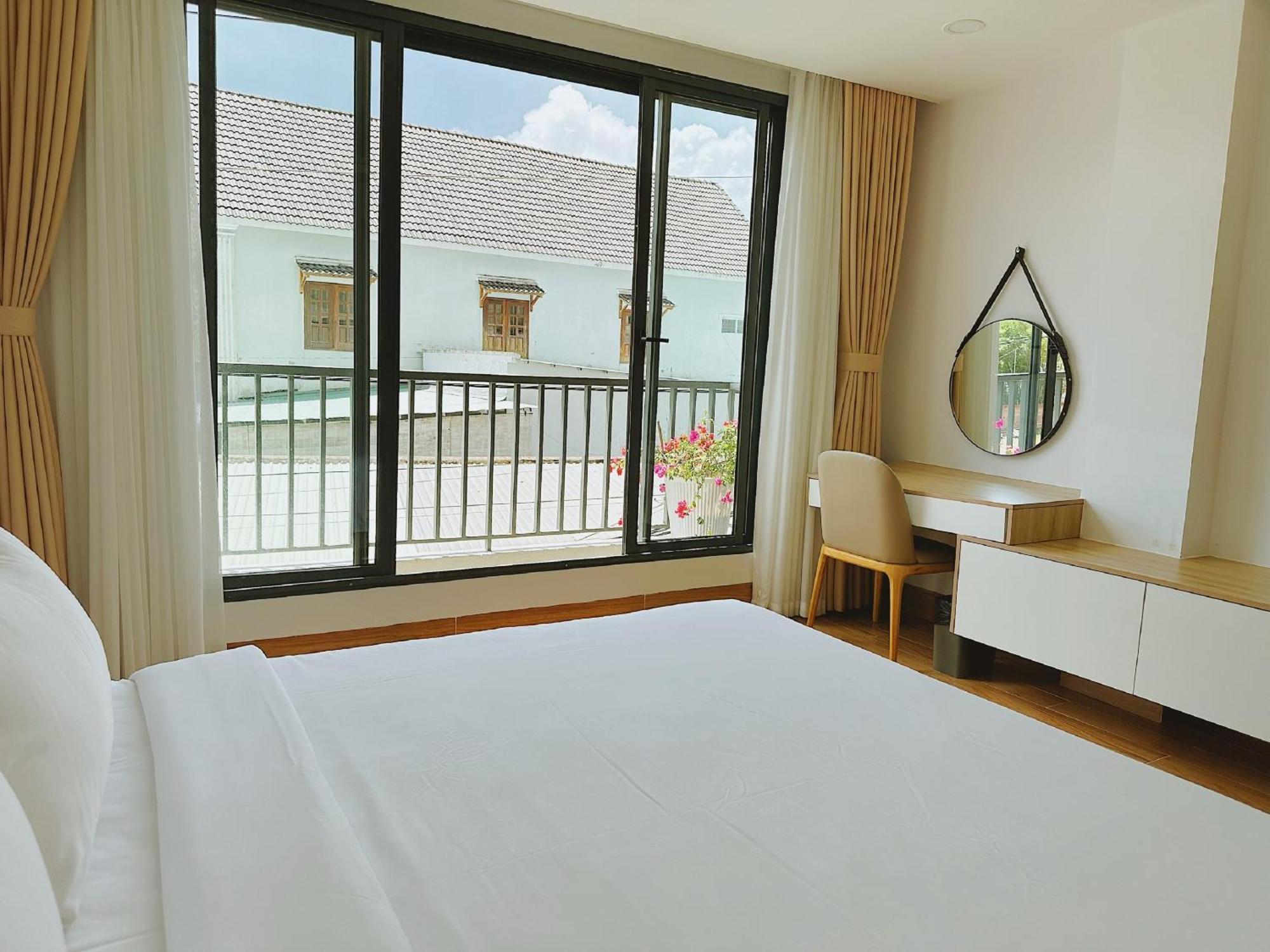 Rosetta Hotel Phu Quoc Exterior photo