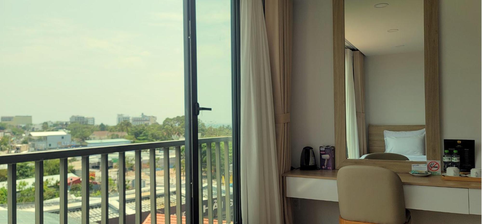 Rosetta Hotel Phu Quoc Exterior photo