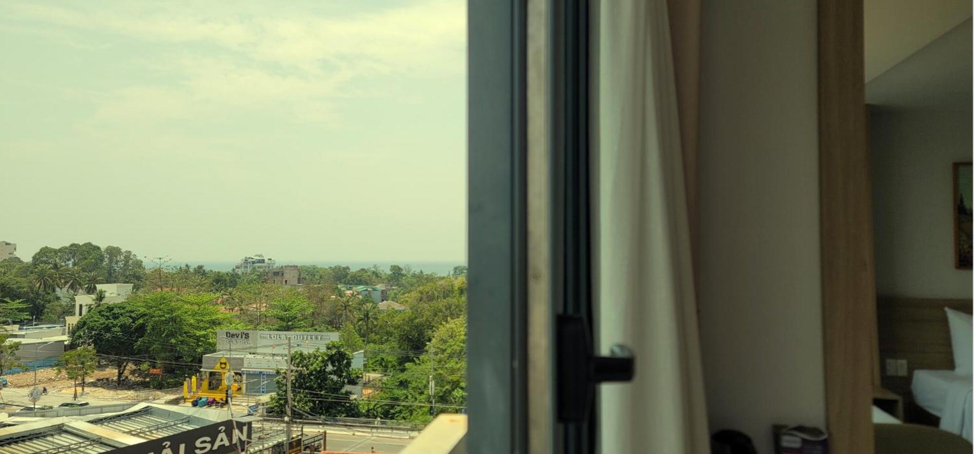 Rosetta Hotel Phu Quoc Exterior photo