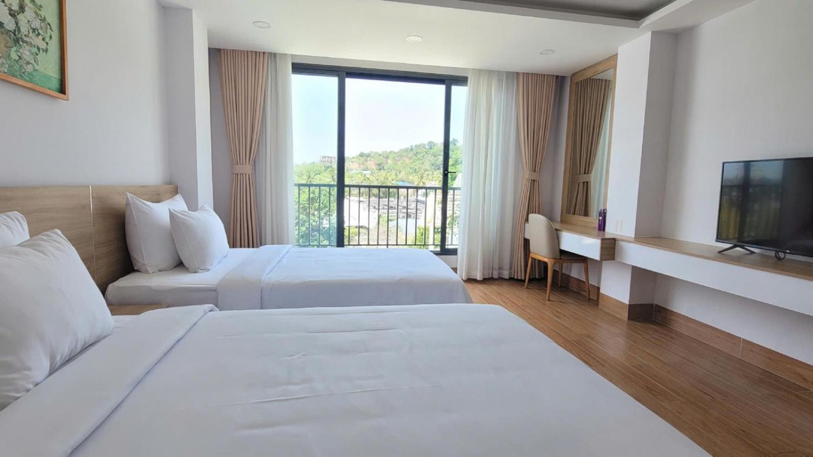 Rosetta Hotel Phu Quoc Exterior photo